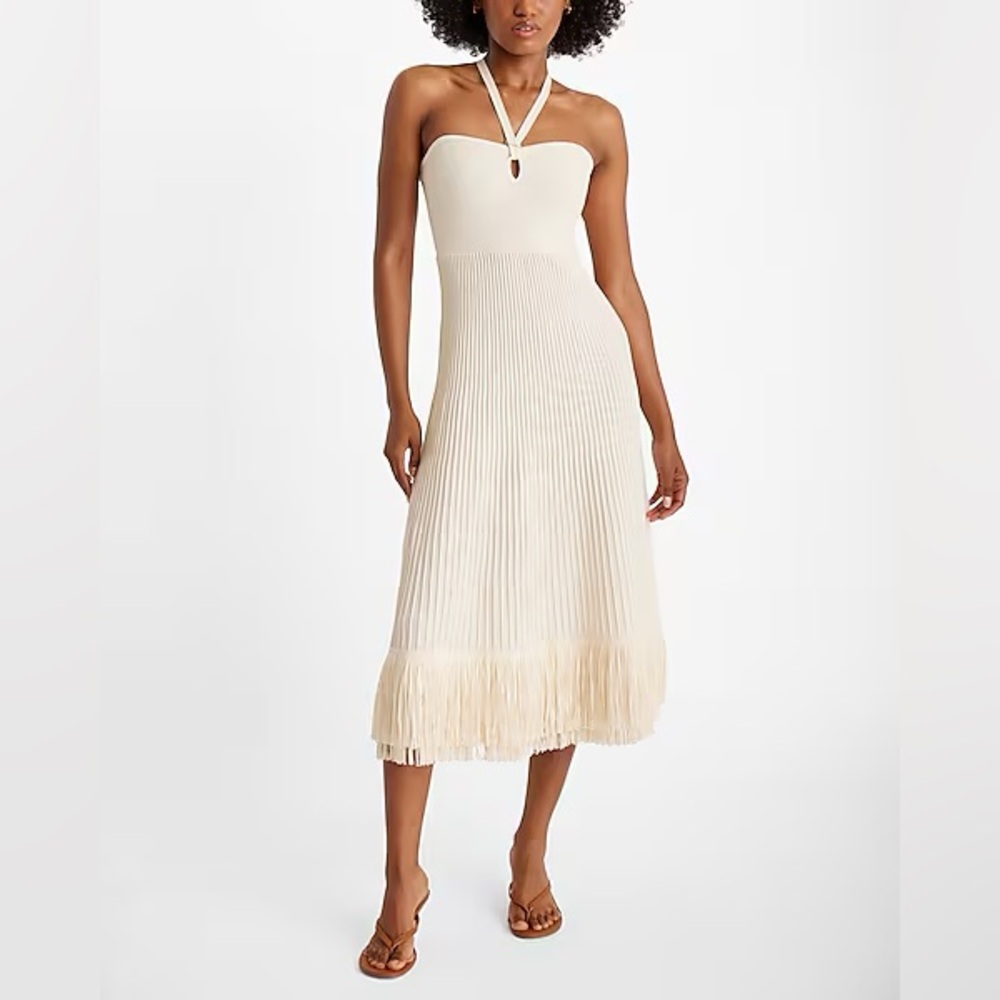 Ribbed Halter Sleeveless Fringe Midi Sweater Dress
🌼 swan color